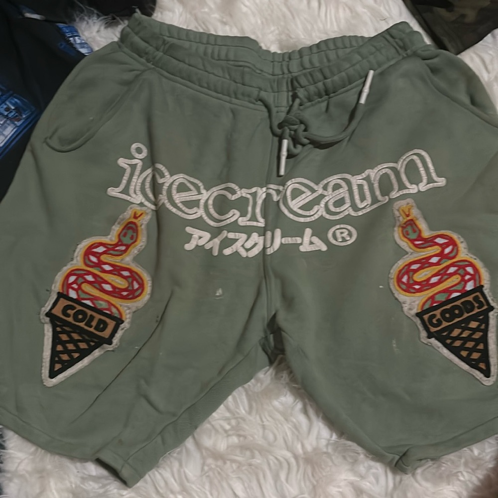 Ice cream shorts size medium